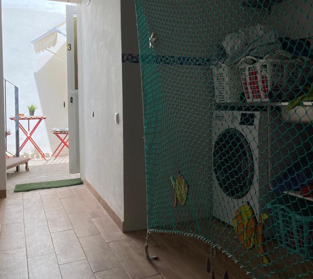 Malaguena Salerosa "Apartamento - Estudio Con Terraza" En Casa Tipica De 1 A 4 Dormitorios Malaga Bagian luar foto